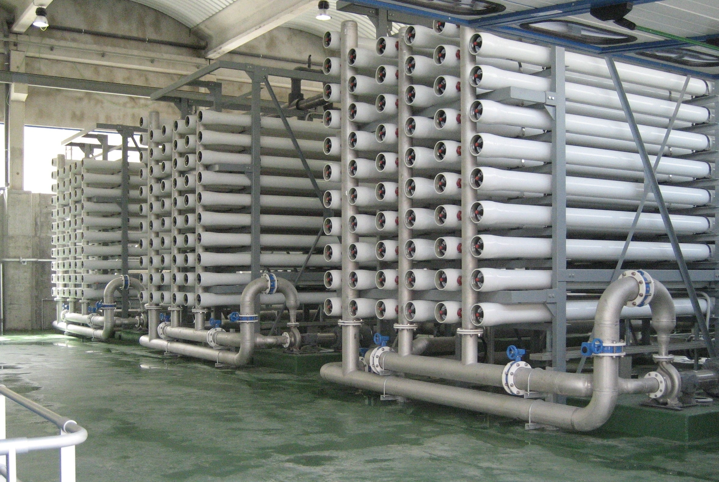 Reverse osmosis (RO) membrane system for advanced water purification and filtration