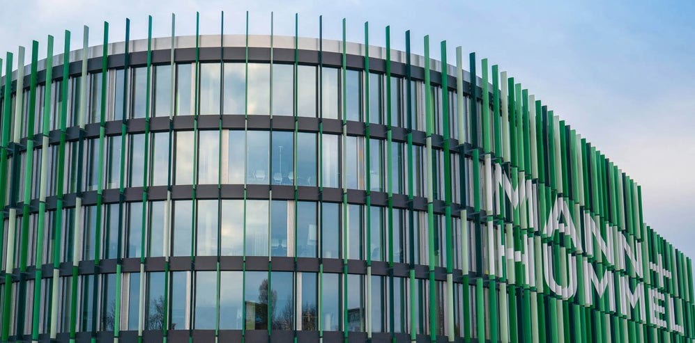 Headquarters-Ludwigsburg-Technology-Center.jpg